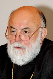 Протоиерей Георгий Ларин, настоятель Покровской церкви в г. Наяке, шт. Нью-Йорк.